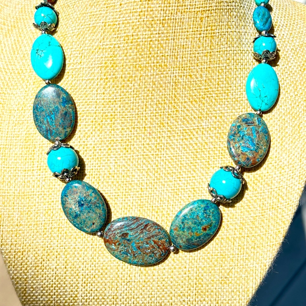 Venetian Fantasy Glass Necklace 18 to 20”